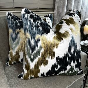 1-NWT CALLISTO HOME IKAT EMBROIDERED DECORATIVE PILLOW